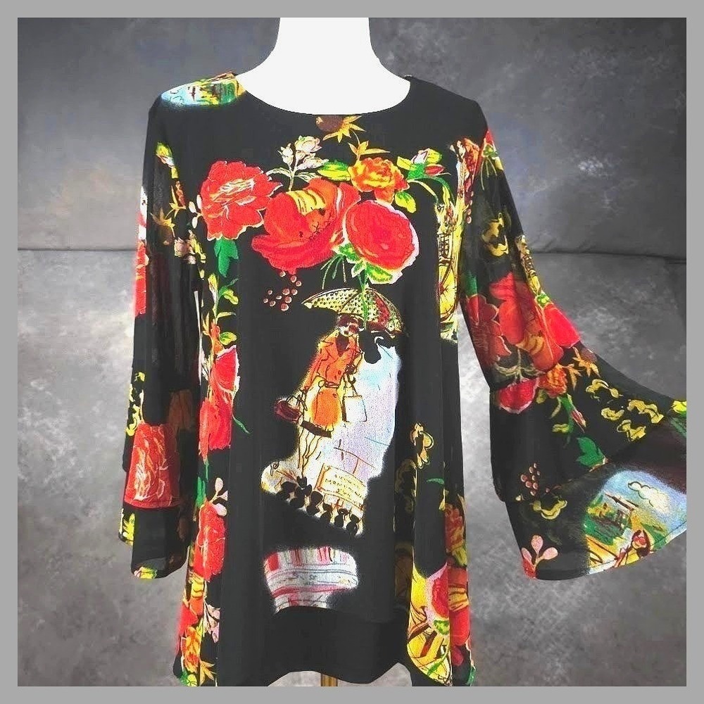 Caleesa Tunic Top S Black Floral Paris Art Tiered Ruffle Bell Sleeve Flowy Boho